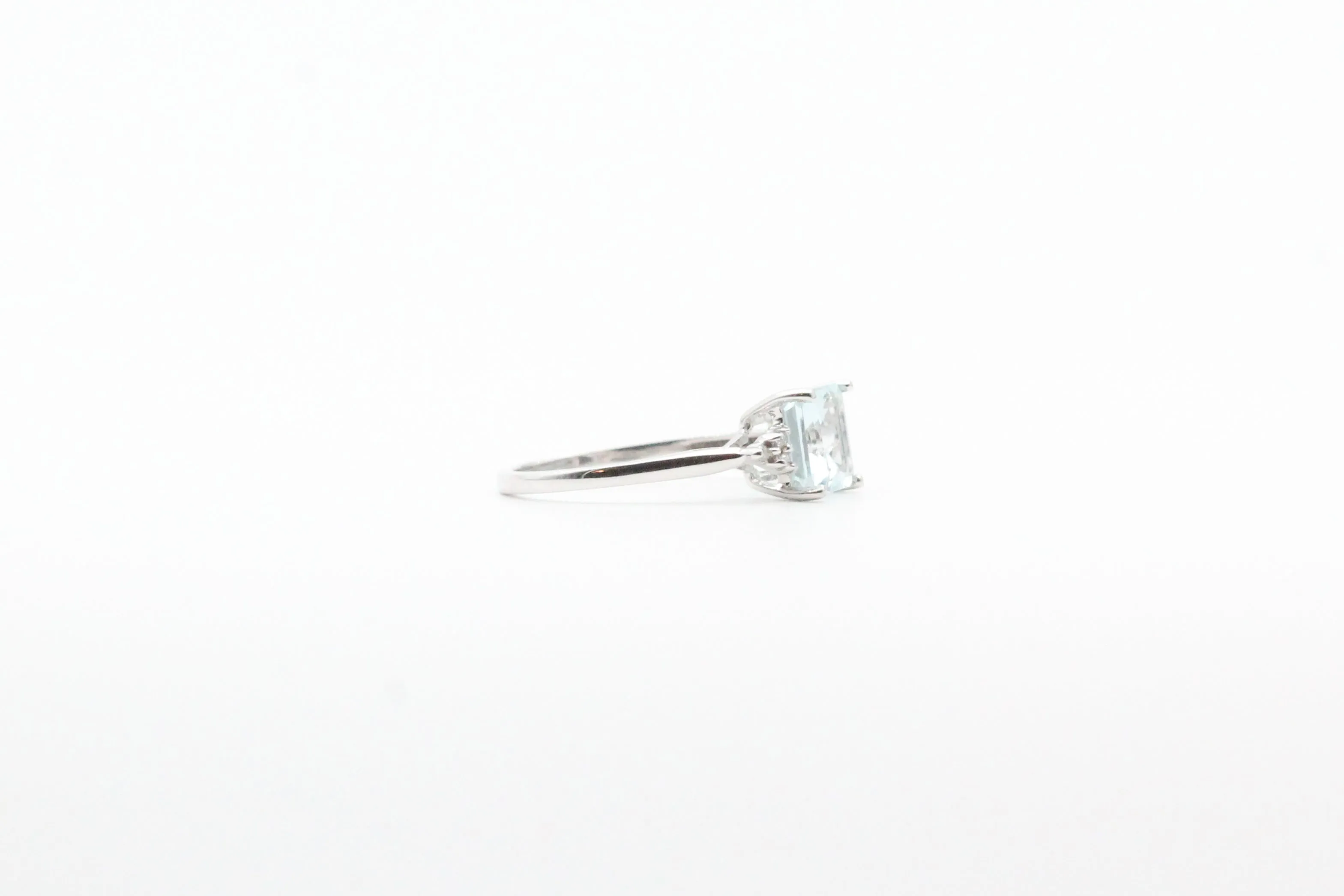 White Gold Aquamarine and Diamond Ring